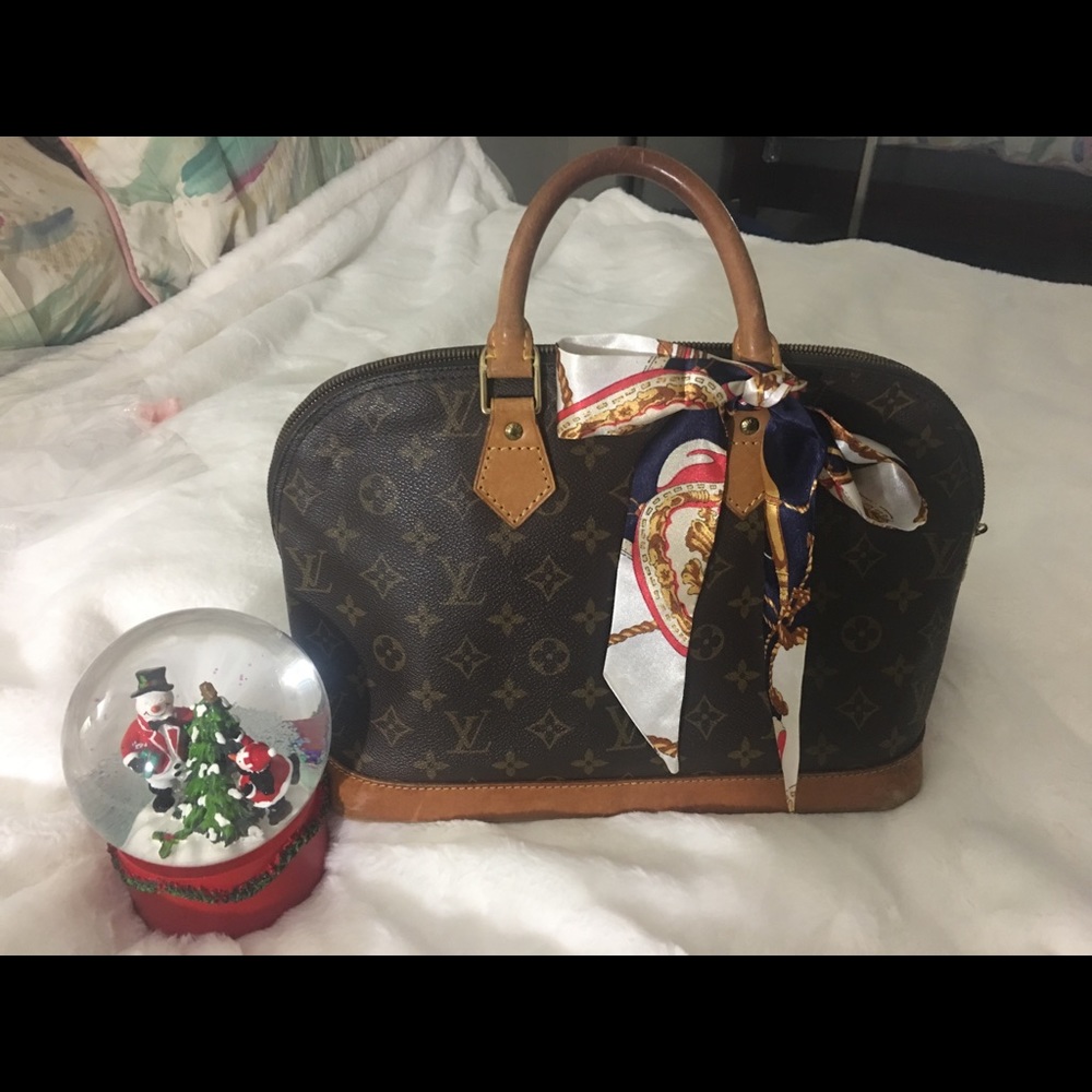 Louis Vuitton Alma Pm